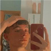 Me considero una persona interesada en dar lo mejor de mi para facilitar el aprendizaje a aquellas personas que lo necesitan. No me conformo solo con dar la clase, sino que espero a que el propio alumno me demuestre que entiende lo que se está dando, para